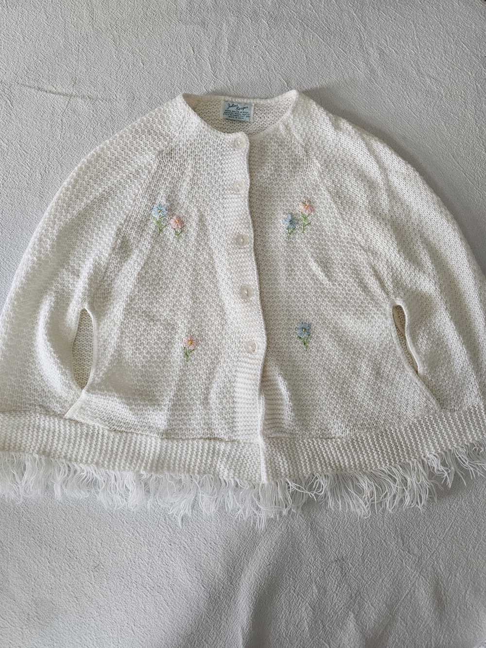 Vintage 1960s Julius Berger Fairycore White Knit Cape Poncho Girls One Size